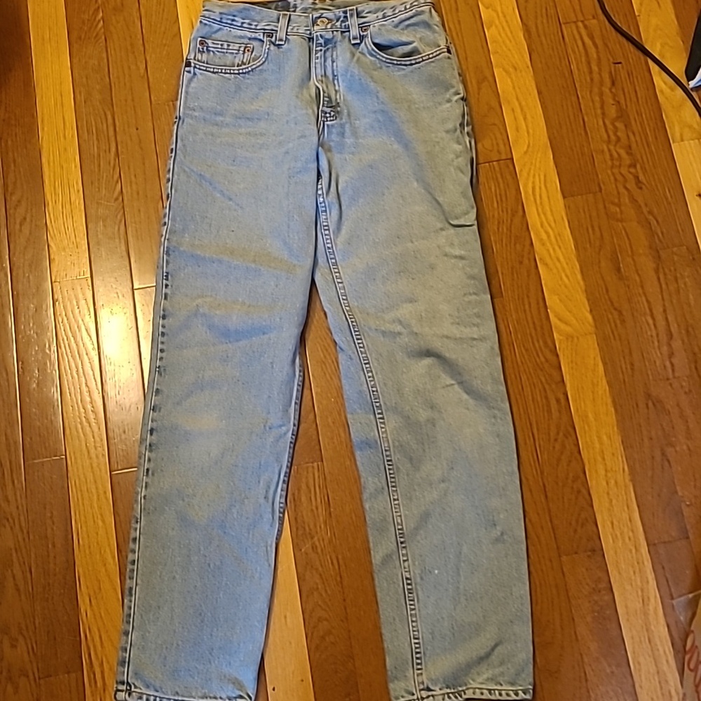 Vintage Levi's 550 Relaxed Fit Light Blue Jeans - Picture 2 of 9